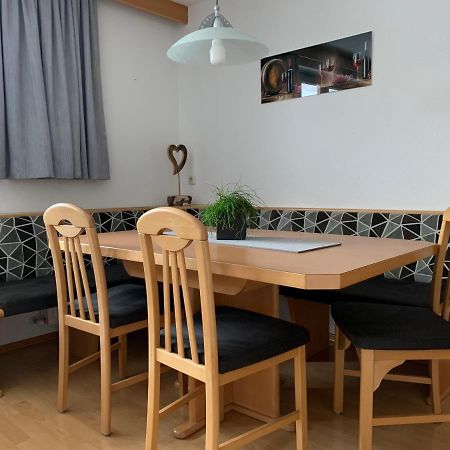Pension Strolz Sankt Anton am Arlberg Bagian luar foto