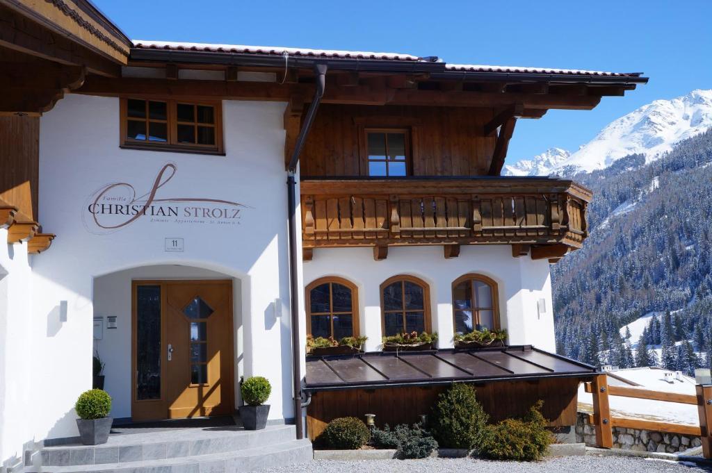 Pension Strolz Sankt Anton am Arlberg Bagian luar foto